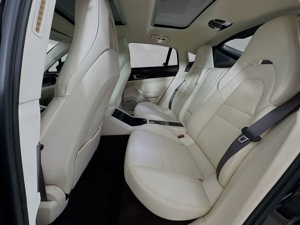 2020 Porsche Panamera 4