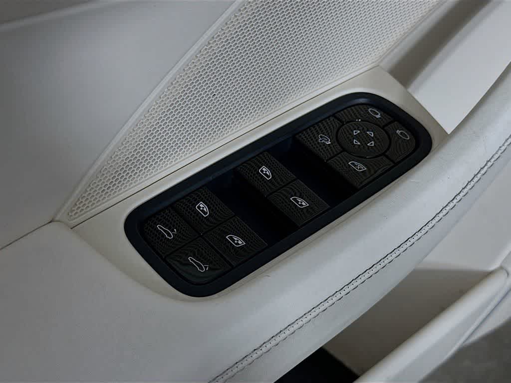 2020 Porsche Panamera 4