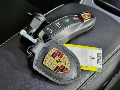 2024 Porsche 718 Cayman Style Edition