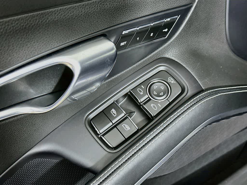 2024 Porsche 718 Cayman Style Edition