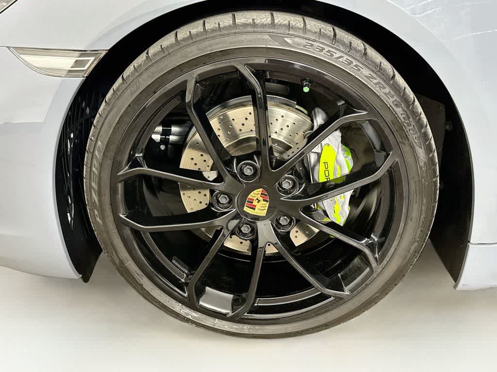 2024 Porsche 718 Cayman Style Edition