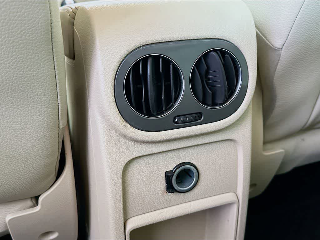 2015 Volkswagen Tiguan SE