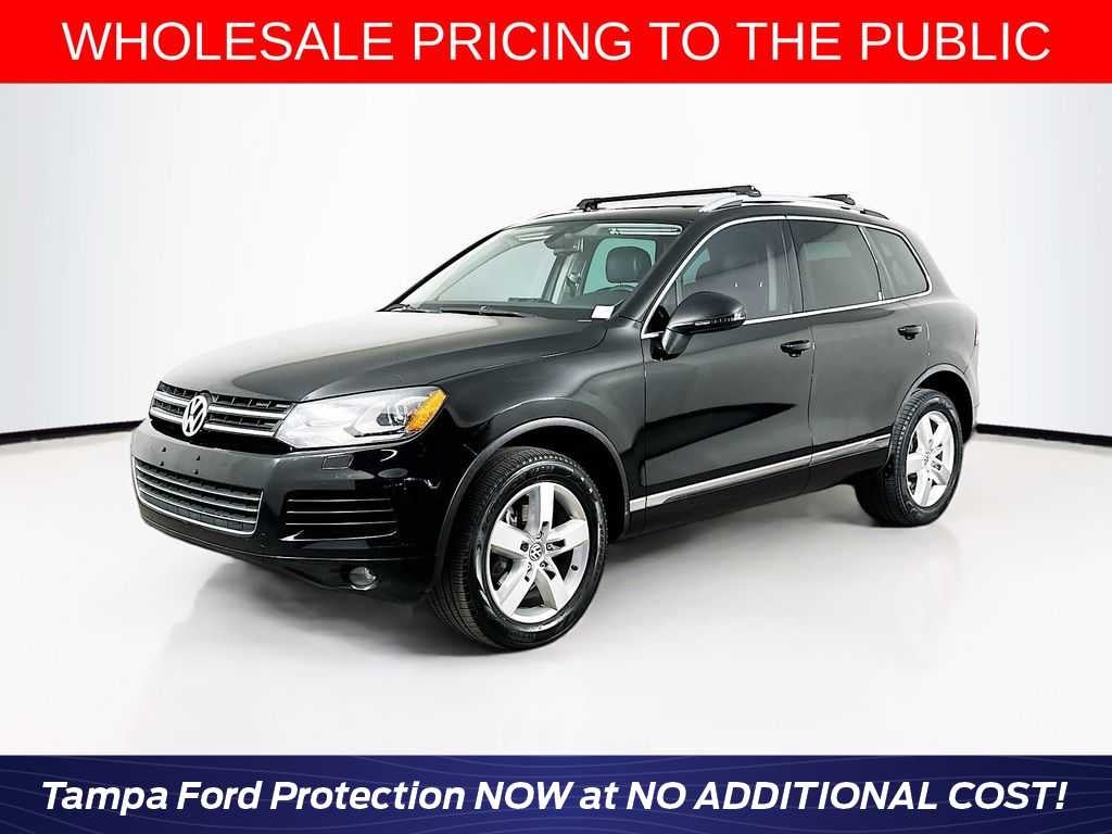 2013 Volkswagen Touareg Lux