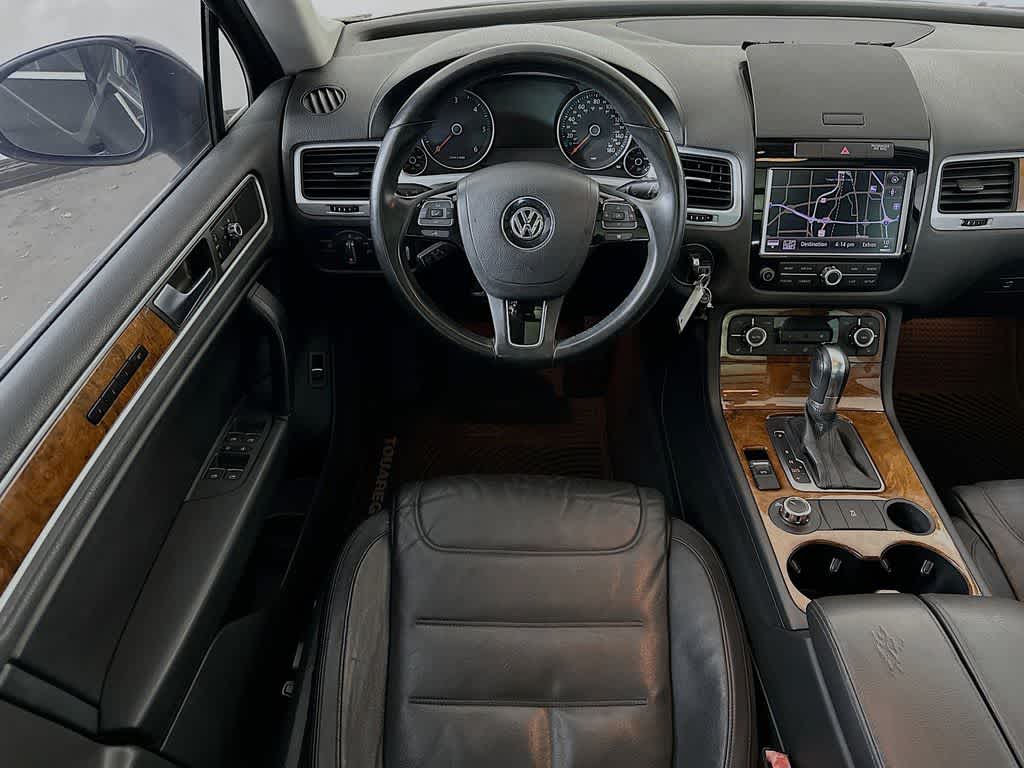2013 Volkswagen Touareg Lux
