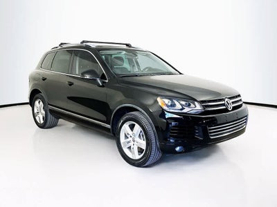 2013 Volkswagen Touareg Lux