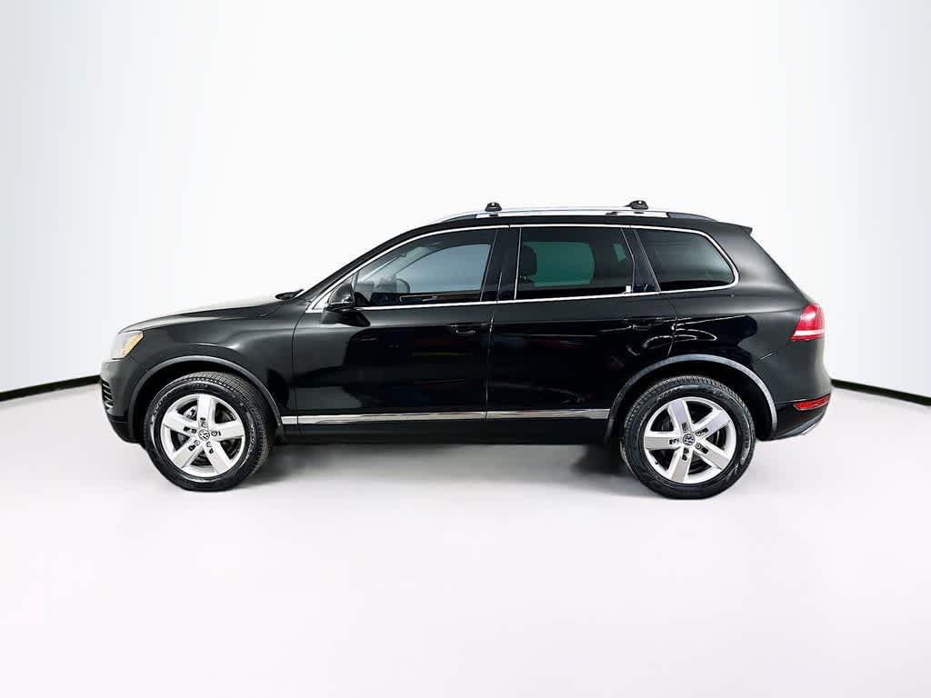 2013 Volkswagen Touareg Lux