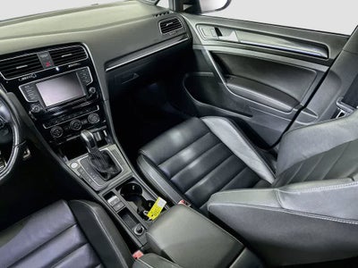 2017 Volkswagen Golf R 4-Door