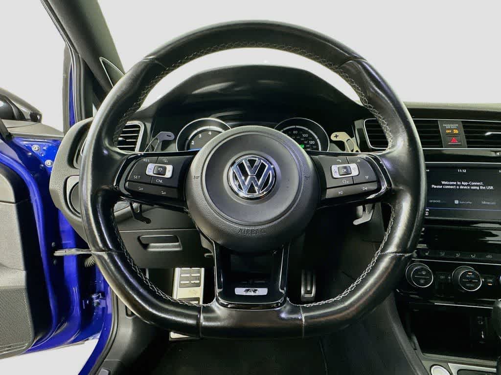 2017 Volkswagen Golf R 4-Door