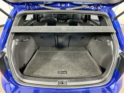 2017 Volkswagen Golf R 4-Door