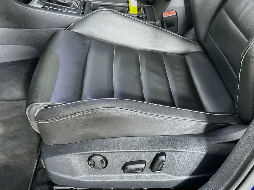 2017 Volkswagen Golf R 4-Door