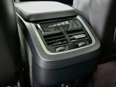 2022 Volvo XC90 Momentum