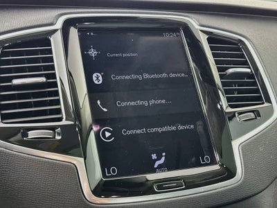 2022 Volvo XC90 Momentum