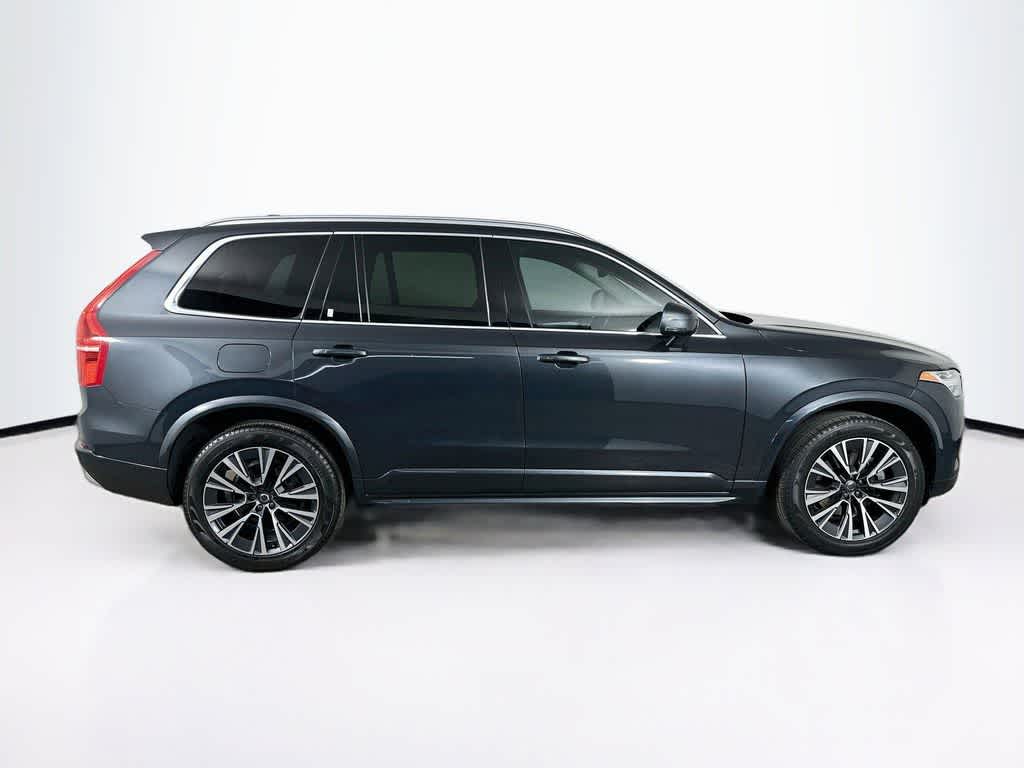 2022 Volvo XC90 Momentum