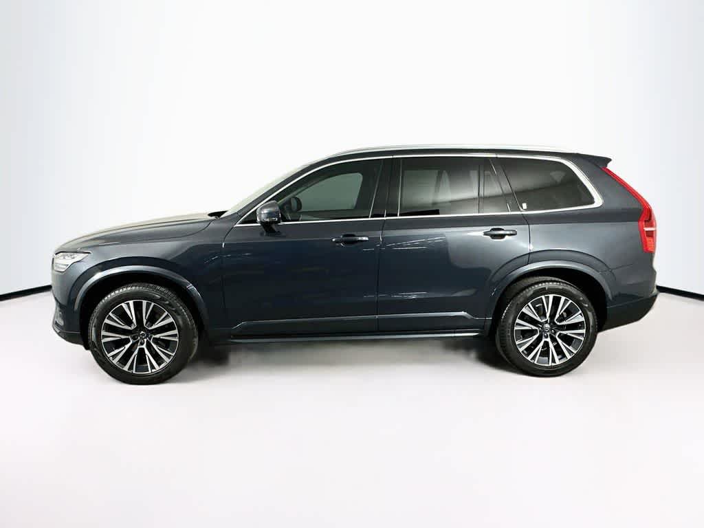2022 Volvo XC90 Momentum