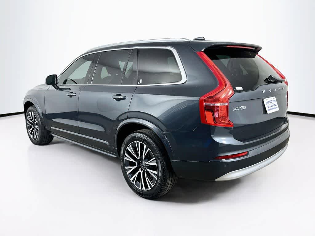 2022 Volvo XC90 Momentum