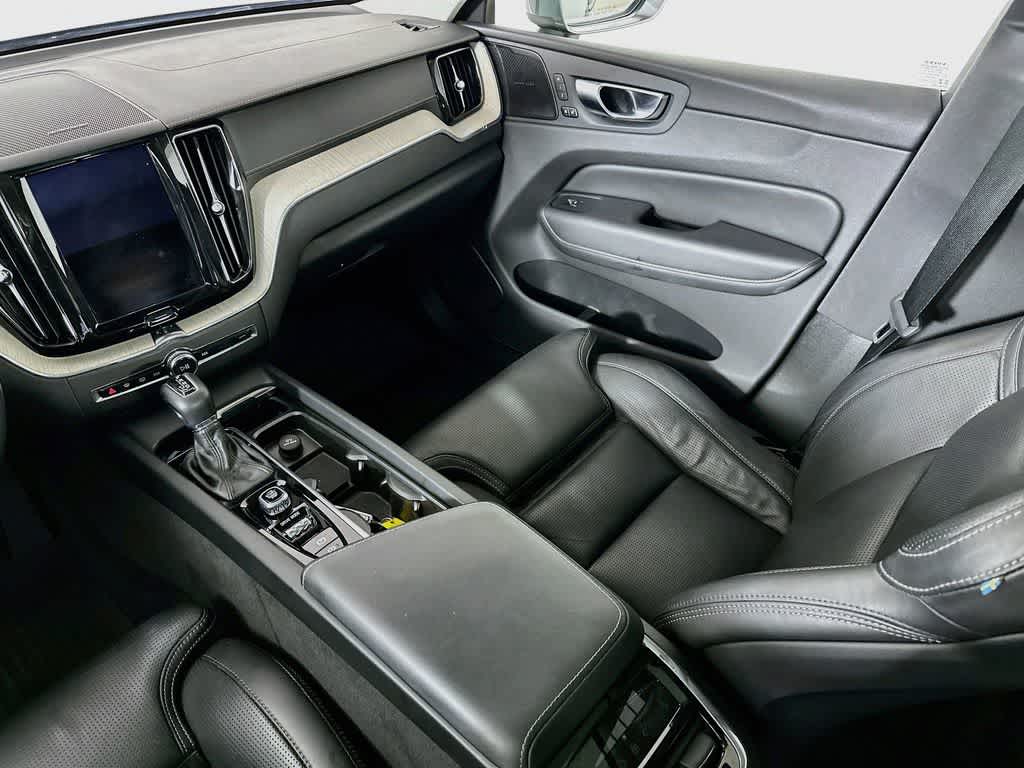 2021 Volvo XC60 Inscription
