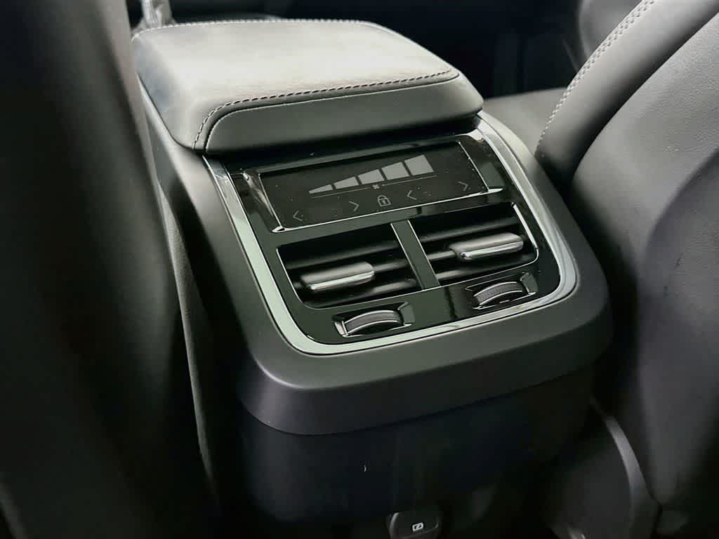 2021 Volvo XC60 Inscription