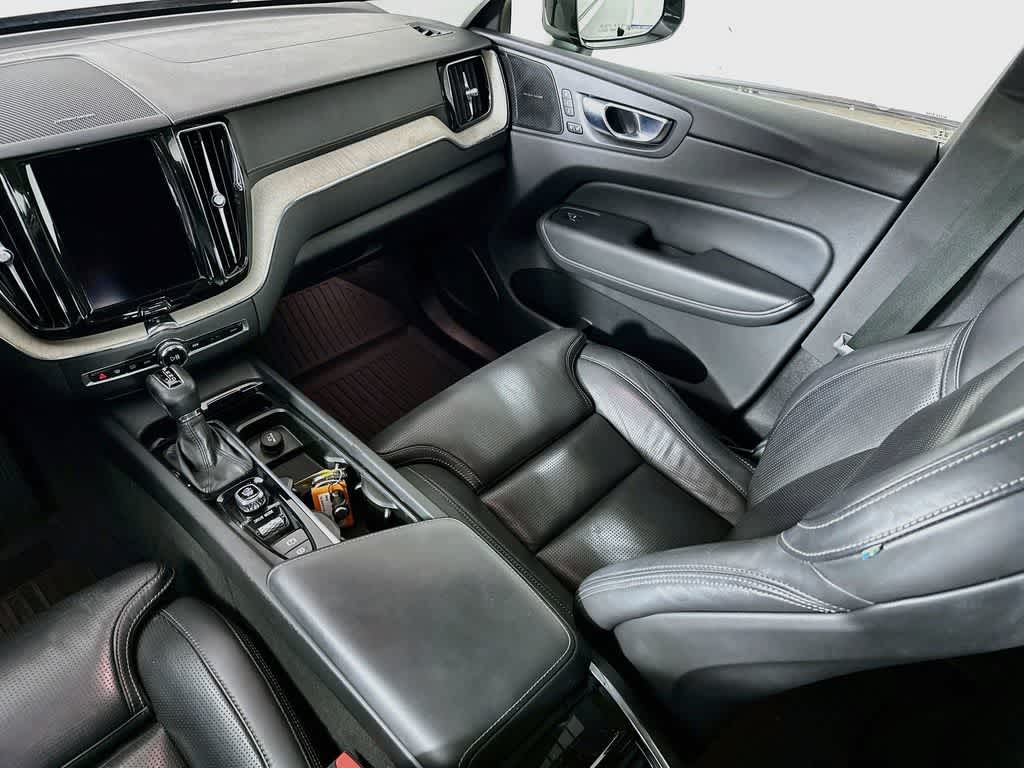 2021 Volvo XC60 Inscription