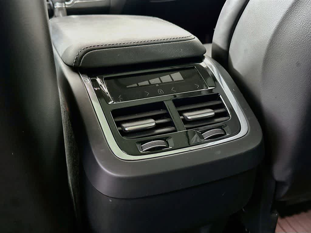 2021 Volvo XC60 Inscription
