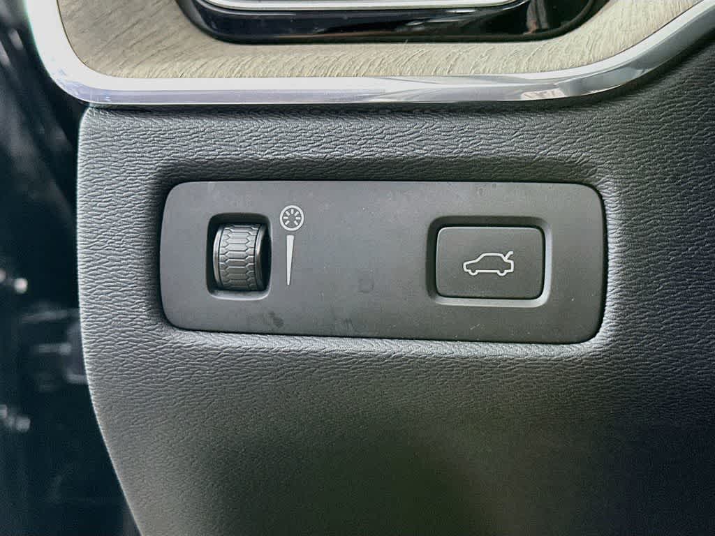 2021 Volvo XC60 Inscription