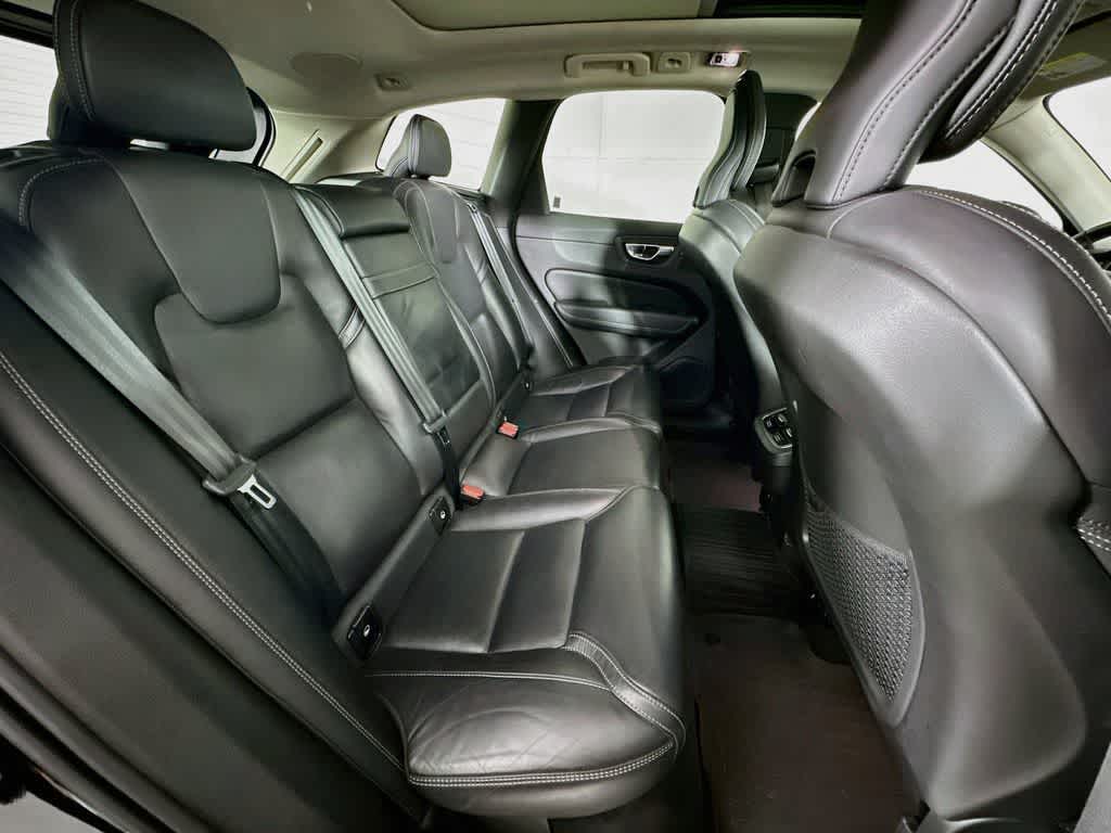2021 Volvo XC60 Inscription