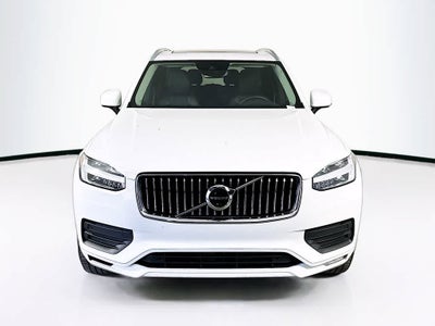 2022 Volvo XC90 Momentum