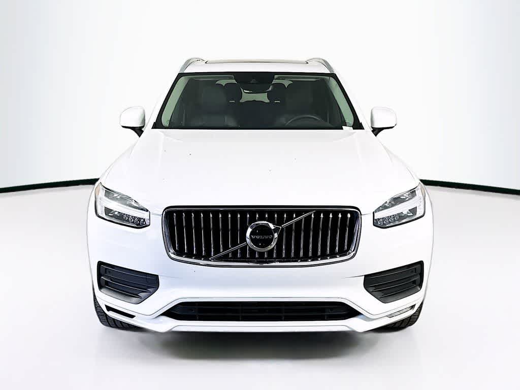 2022 Volvo XC90 Momentum