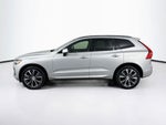 2022 Volvo XC60 Momentum