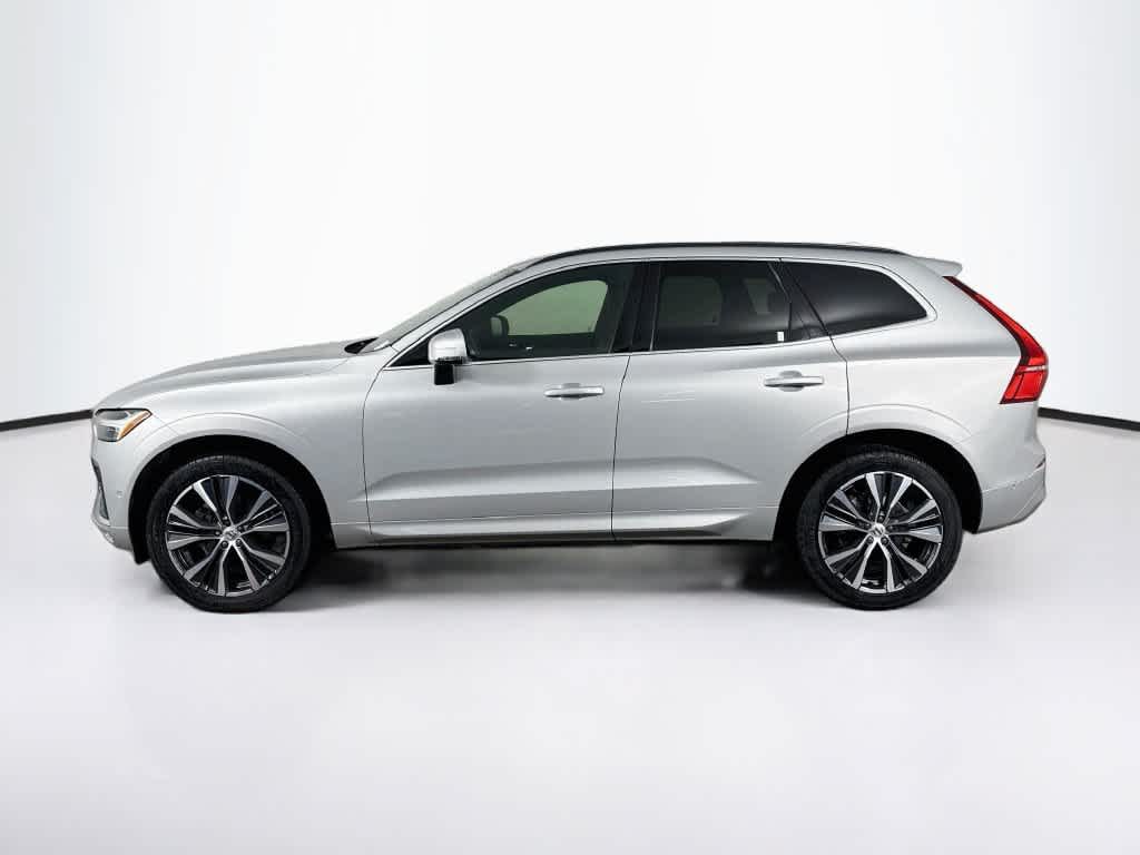 2022 Volvo XC60 Momentum