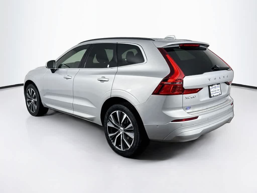 2022 Volvo XC60 Momentum
