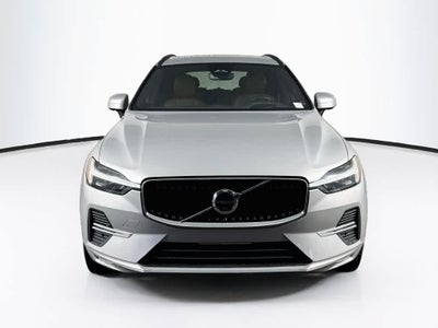 2022 Volvo XC60 Momentum