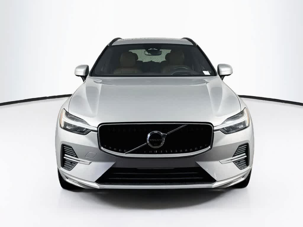 2022 Volvo XC60 Momentum