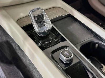 2022 Volvo XC60 Inscription