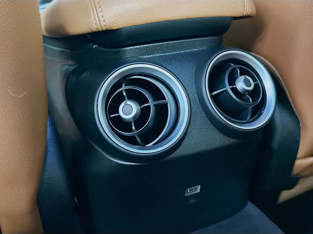 2018 Alfa Romeo Giulia Base