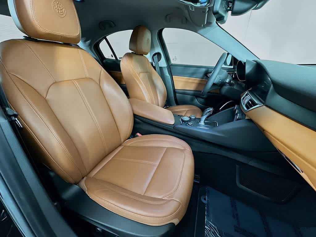 2018 Alfa Romeo Giulia Base