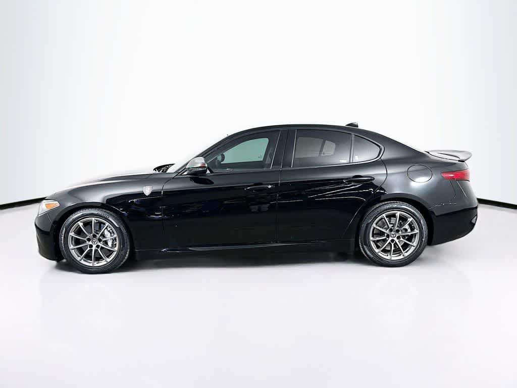 2018 Alfa Romeo Giulia Base