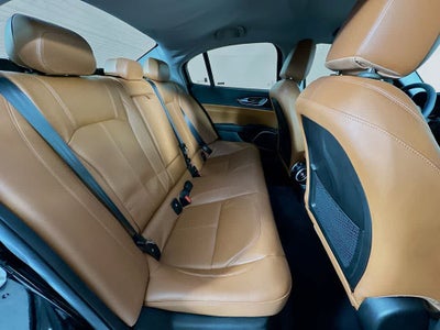 2018 Alfa Romeo Giulia Base