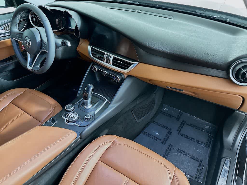 2018 Alfa Romeo Giulia Base