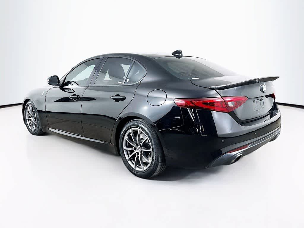 2018 Alfa Romeo Giulia Base