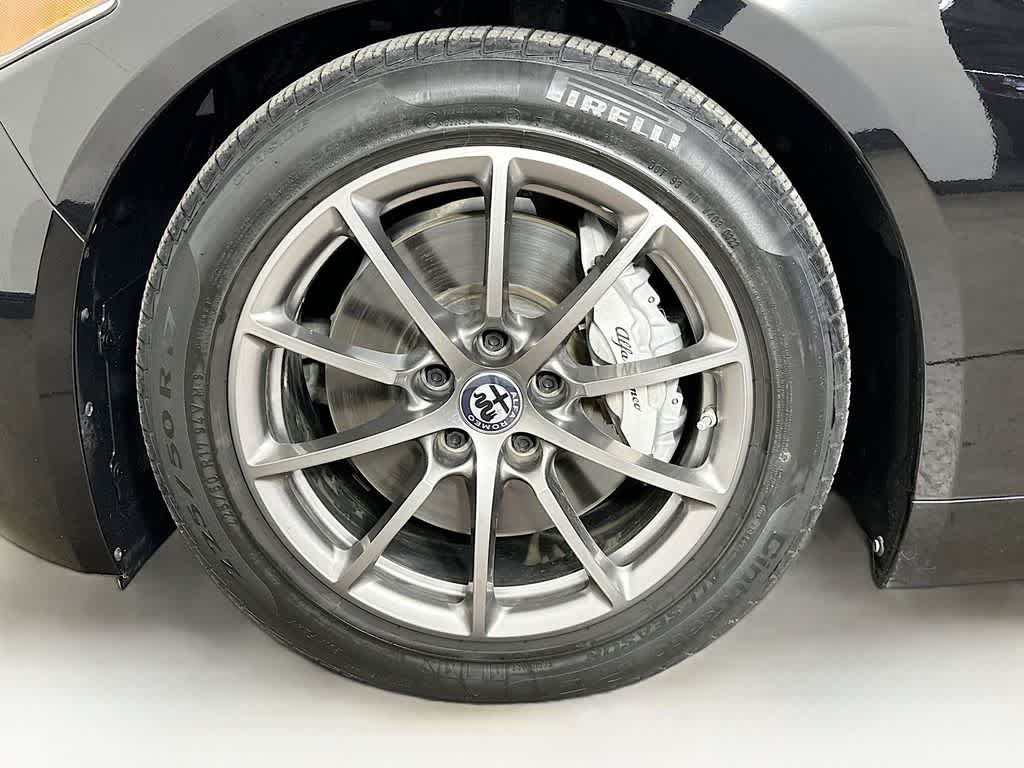 2018 Alfa Romeo Giulia Base