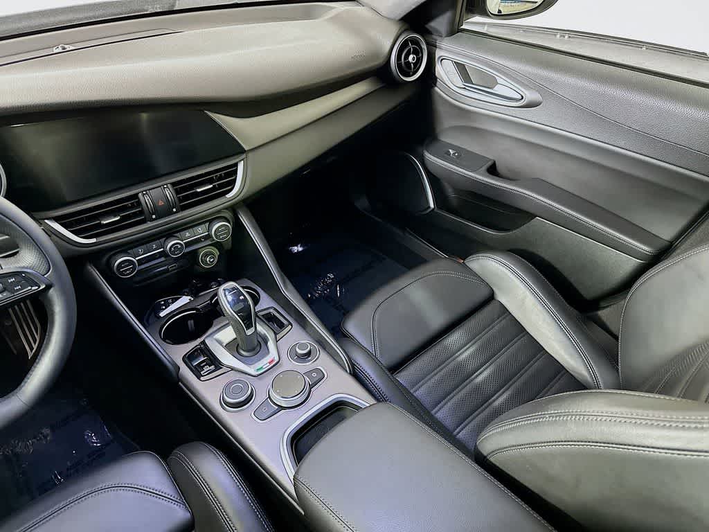 2022 Alfa Romeo Giulia Veloce