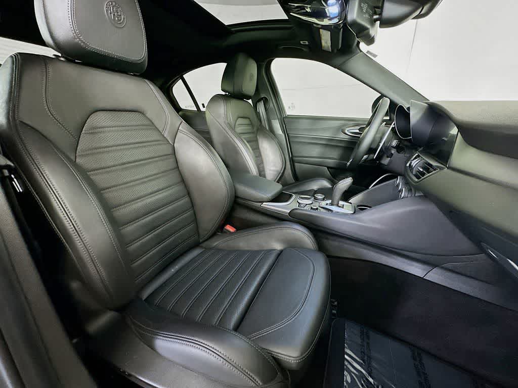 2022 Alfa Romeo Giulia Veloce