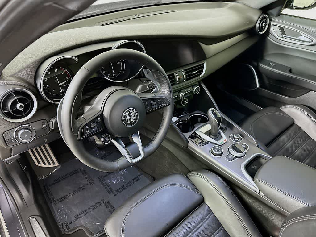 2022 Alfa Romeo Giulia Veloce