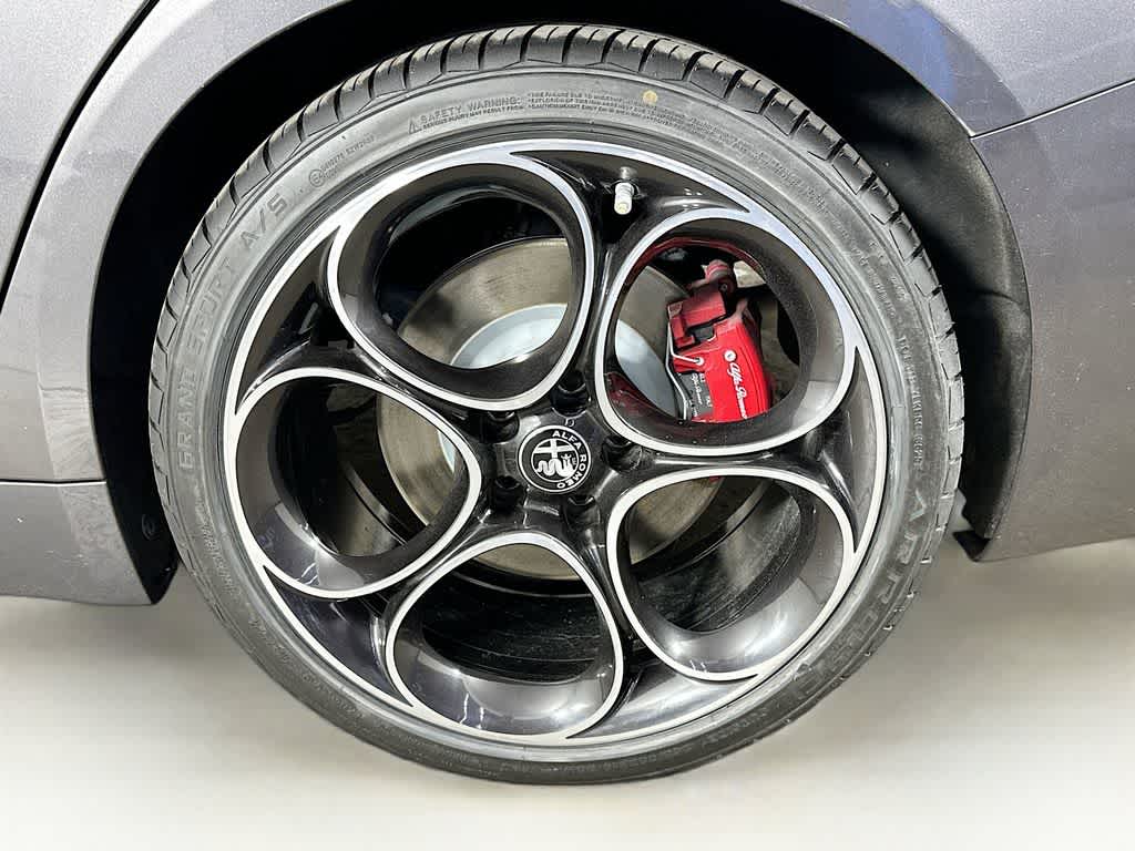 2022 Alfa Romeo Giulia Veloce